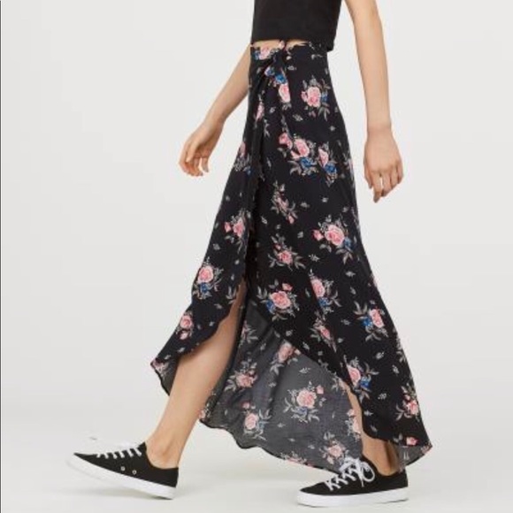 h&m black wrap skirt